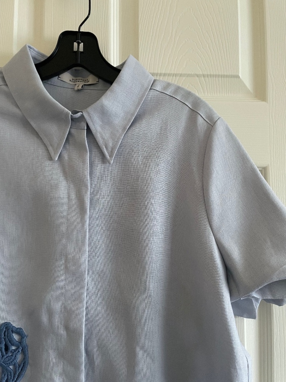 Dorothee Schumacher Intricately Embroidered 100% Linen Beauty Button Down Shirt - Picture 4 of 15